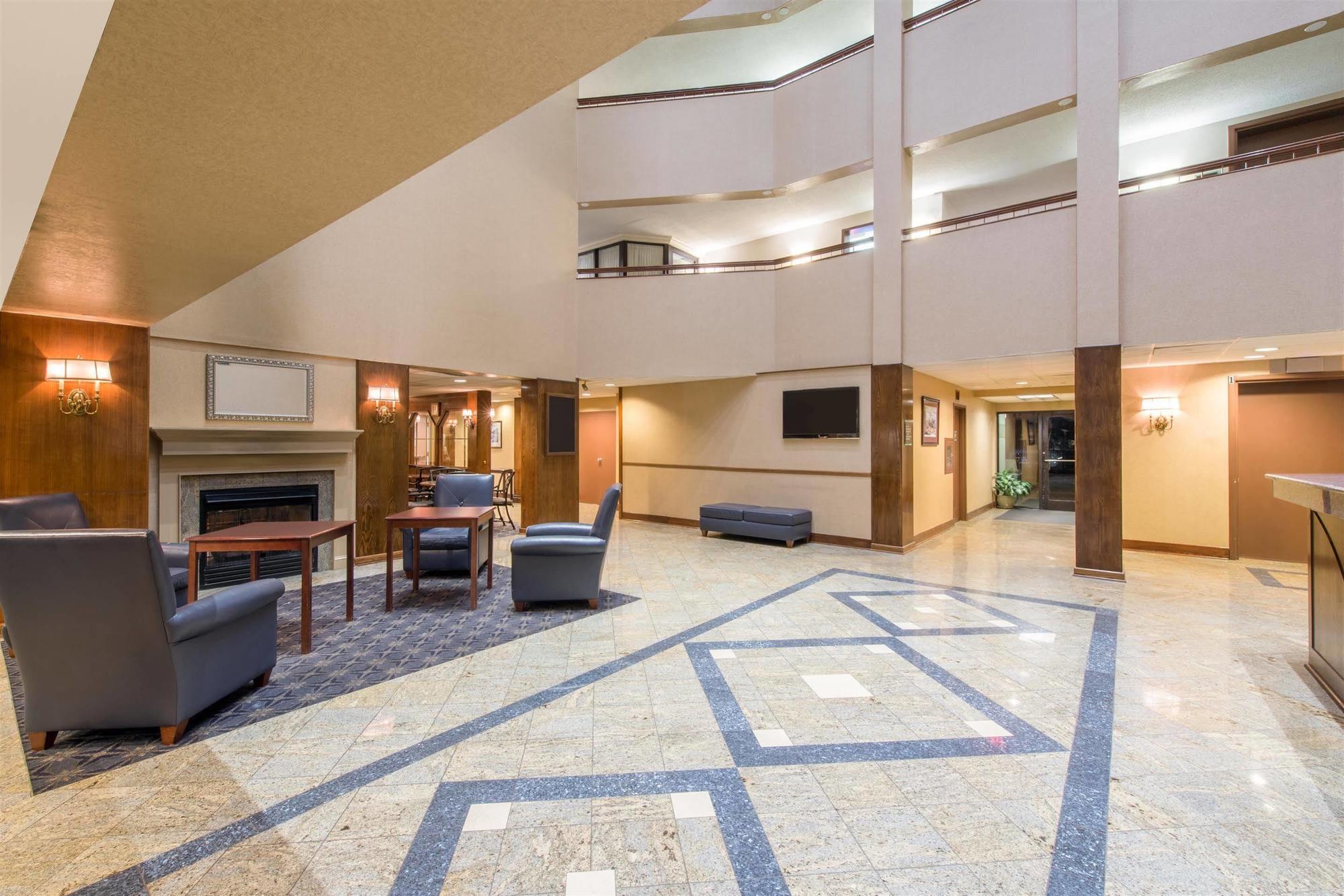 Days Inn By Wyndham Horsham Philadelphia Exterior foto
